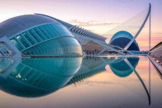 Valencia Валенсія рсвітанок над Містом науки і мистецтва