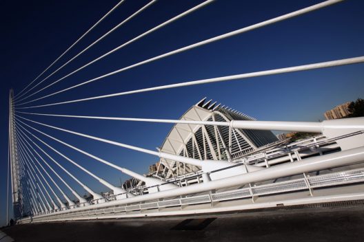 Valeucia Puente-Assut-Or