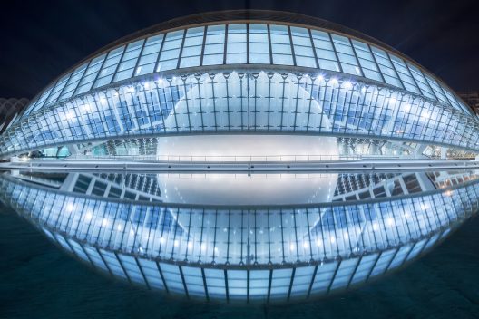 valencia L'Hemisfèric Валенсія місто мистецтва та науки
