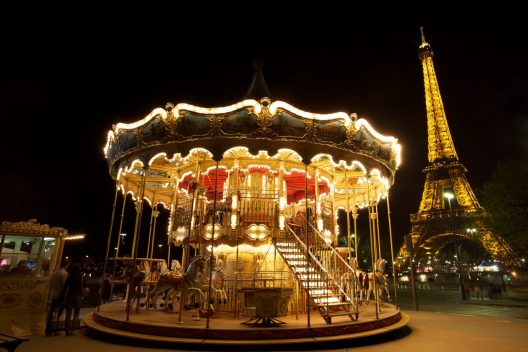 Paris Париж карусель
