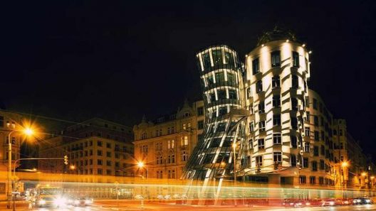 Prague Прага Танцюючий будинок